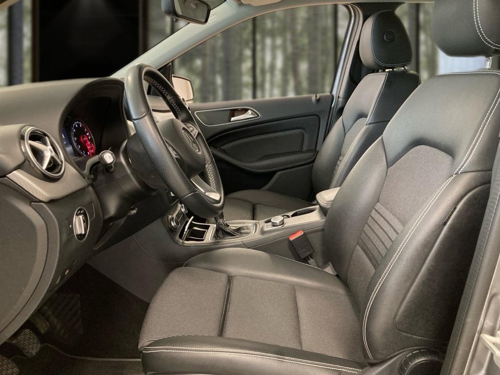 Detailaufnahme des Fahrzeugs 149274